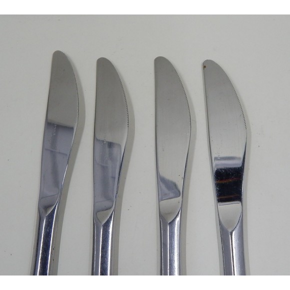 Reed And Barton Rebacraft Dinner Knives Crest Pattern Stainless Korea Set of 4 - Picture 8 of 10
